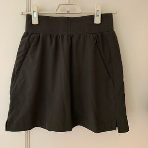 Quince Performance Tech Skort
